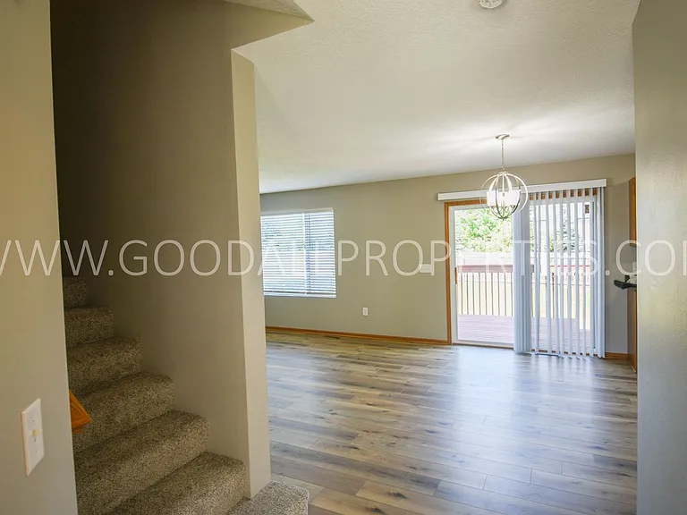 3504 163rd St — Photo 7