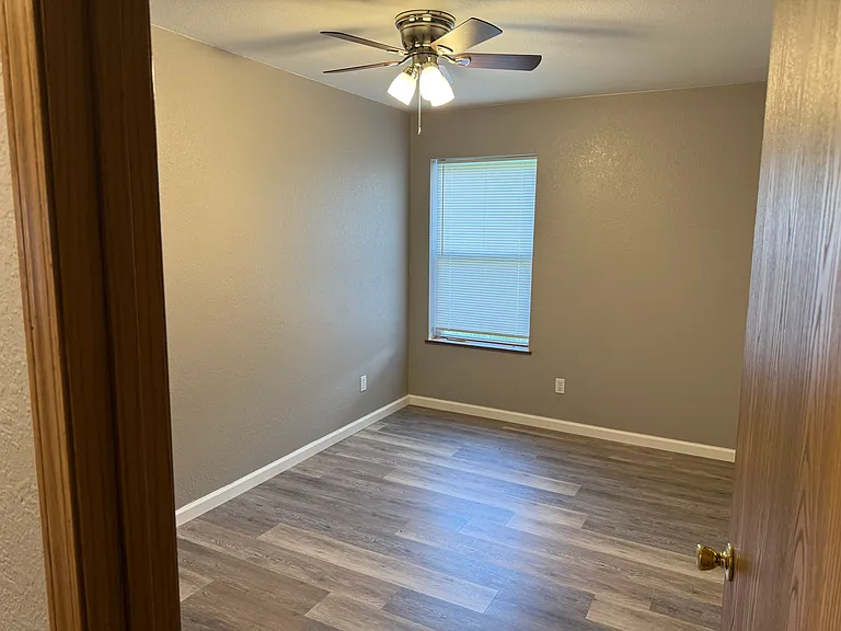 110 Eric Loop — Photo 14