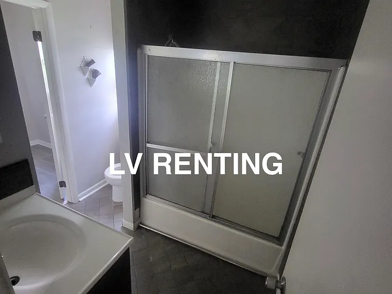 1405 Pierce Ave — Photo 6