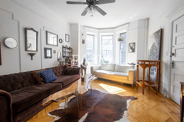 Rented by Brick&Mortar | media 17