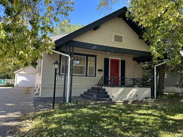 828 Chadron Ave, Chadron, NE 69337