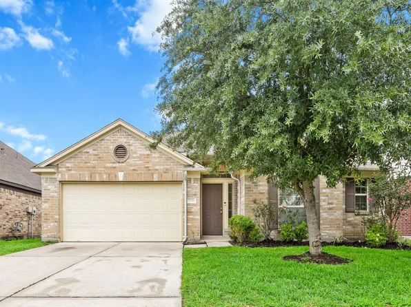5211 Cayenne Ln, Baytown, TX 77521