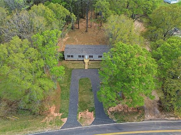 3rd image of 92 Holliday Rd