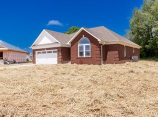 116 Hollow Springs Dr, Bardstown, KY 40004