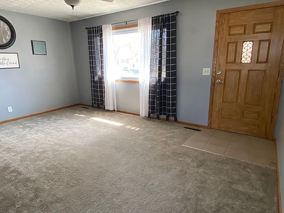 5th image of 222 Glendale Cir
