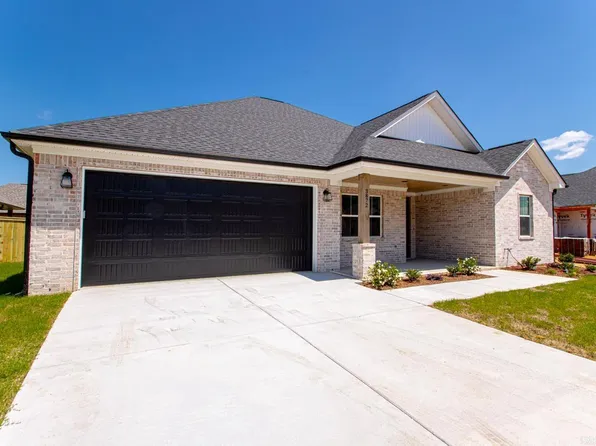 3872 Spencer Crossing Dr, Benton, AR 72019