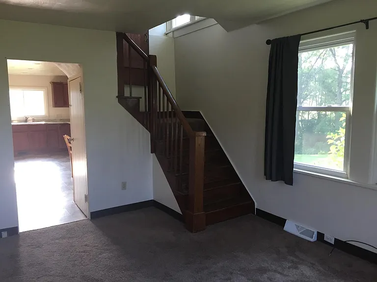 539 1/2 Scott Ridge Rd — Photo 16