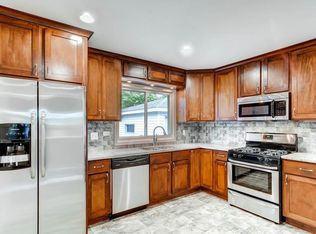 6840 Cain Ave, Inver Grove Heights, MN 55076