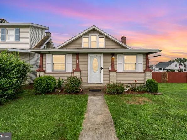 103 S Chestnut St, Selinsgrove, PA 17870