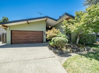 8800 Kelsey Dr, Elk Grove, CA 95624