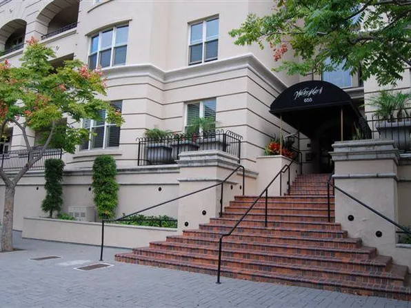 650 Columbia St Unit 211, San Diego, CA 92101