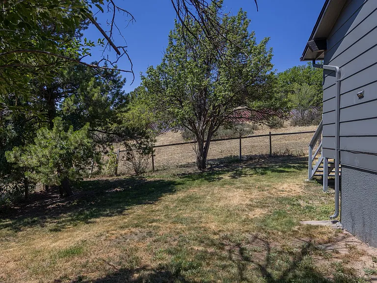 5418 Alta Loma Rd — Photo 7