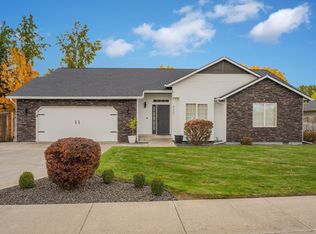 4307 Meadow View Dr, Pasco, WA 99301