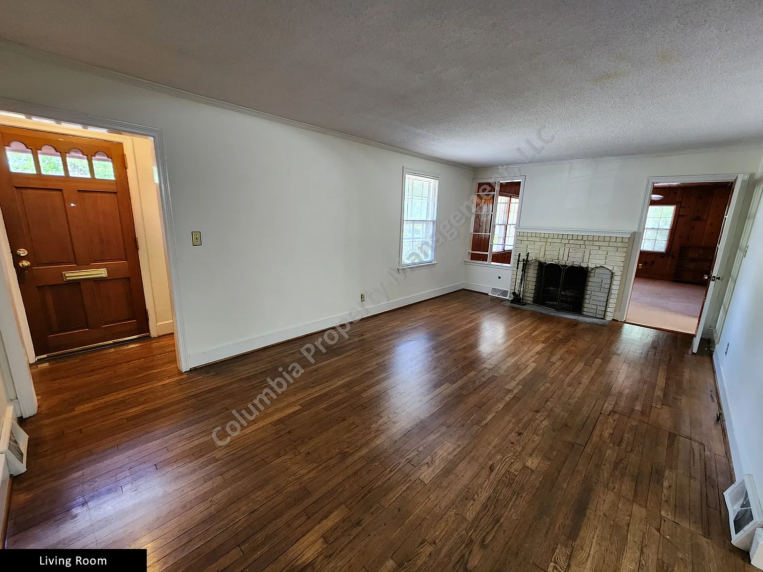 5 bed, 2425 sqft, $2,200 — Photo 3