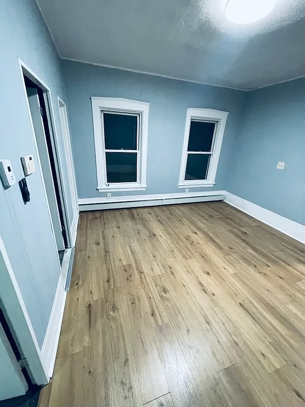 8 Bagley St — Photo 1