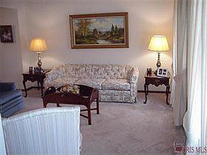 5th image of 1835 Chapel Hill Dr