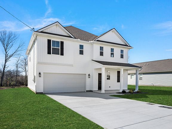 3rd image of 221 Idle Dr
