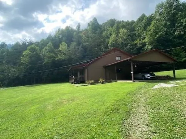 749 Sugarloaf Br, Prestonsburg, KY 41653