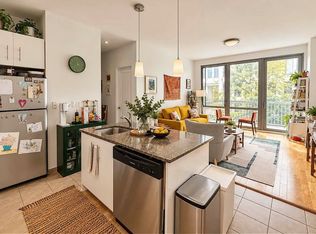 114 4th Ave #3B, Brooklyn, NY 11217
