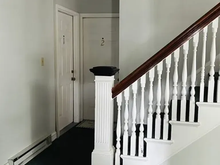 12 Surrey St #2 — Photo 2