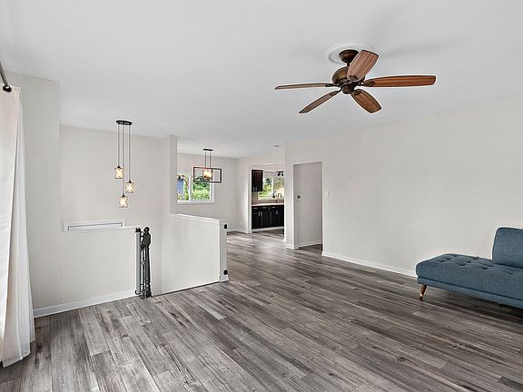 5th image of 7031 S Trafton St