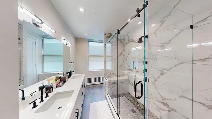 Bathroom, photo 5