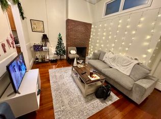 41 Bay State Rd #5R, Boston, MA 02215