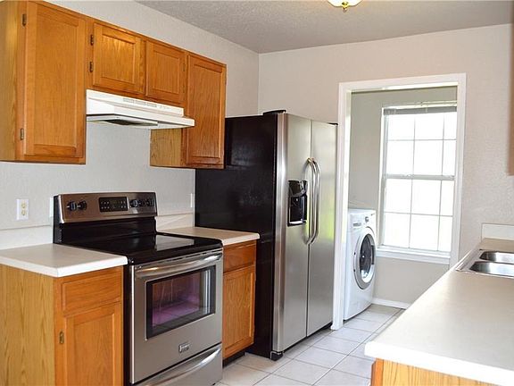 5th image of 1193 S Oleander Ln