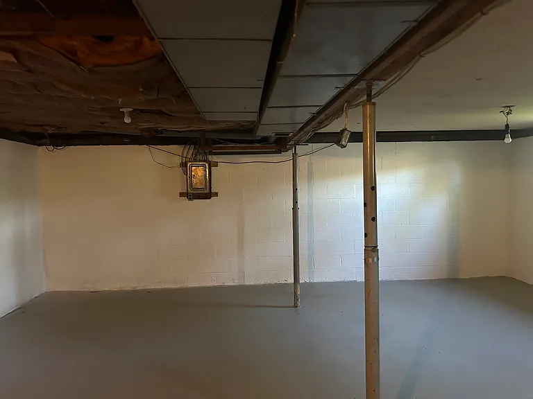 222 Sunnyside Ave — Photo 12