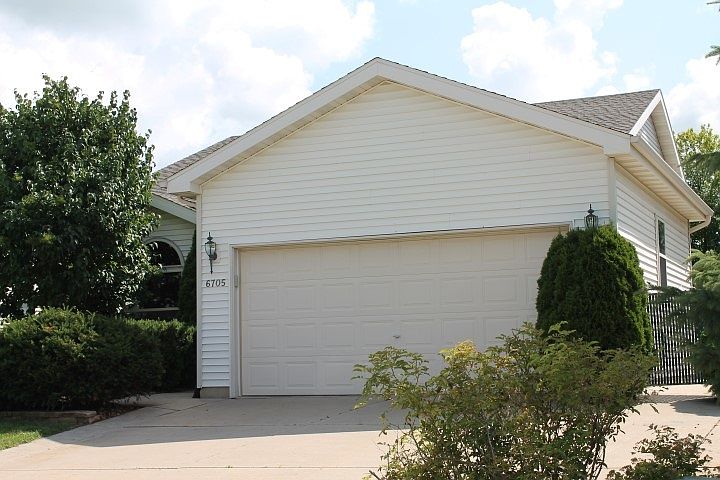 1st image of 6705 Village Park Dr