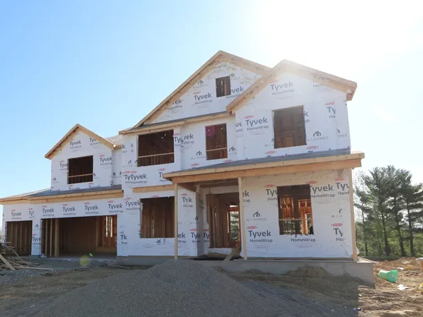 9038 Sorrento Pl, Dayton, OH 45458