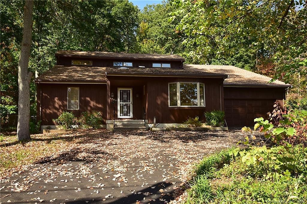 1061 Matianuck Ave, Windsor, CT 06095 Zillow