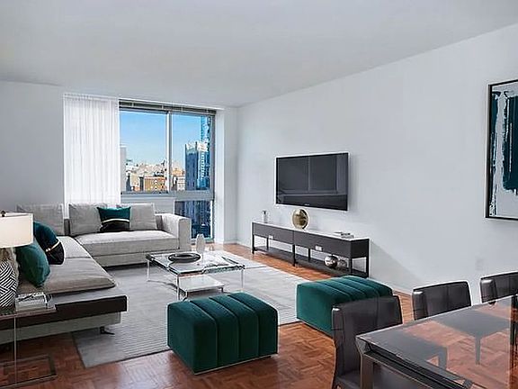 4th image of 229 Chrystie St Ph 3