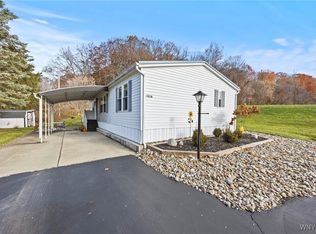 1023A Wish Cir, East Aurora, NY 14052