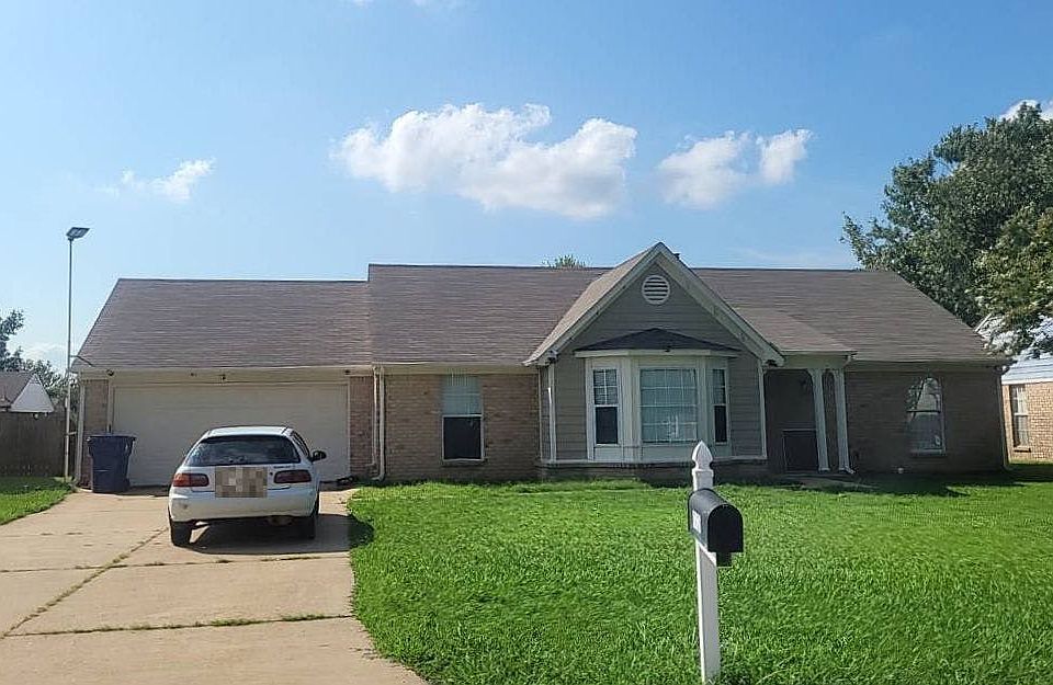 1st image of 7125 Redfern Dr