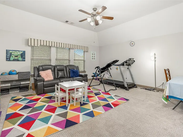 2236 Bayou Cove Ln — Photo 16