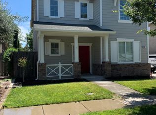 262 Meandering Ln, Turlock, CA 95382