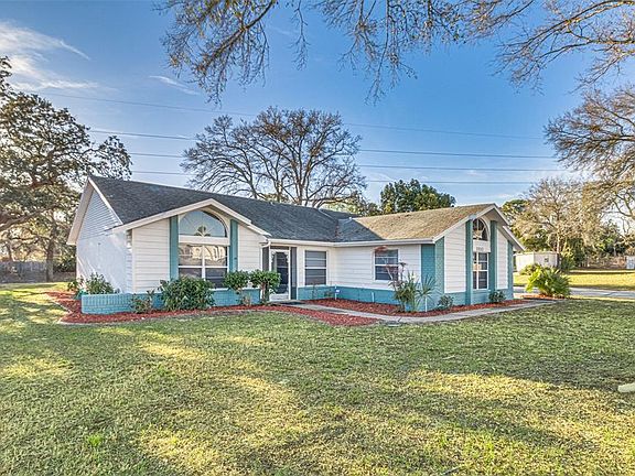 2nd image of 3033 Tiffany Ct