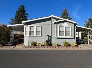 229 Colonial Park Dr, Santa Rosa, CA 95403