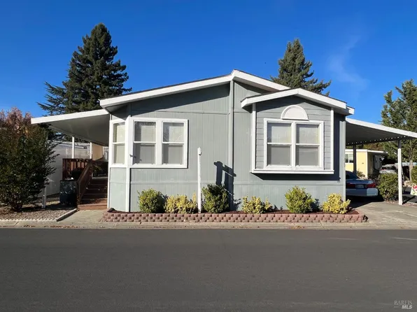 229 Colonial Park Drive, Santa Rosa, CA 95403