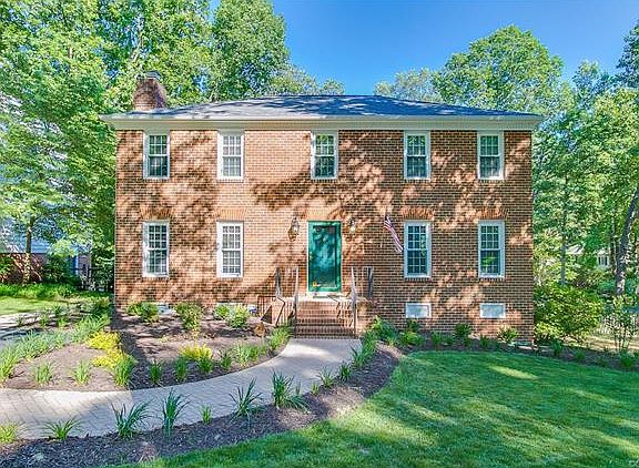 3rd image of 9531 Oldhouse Dr