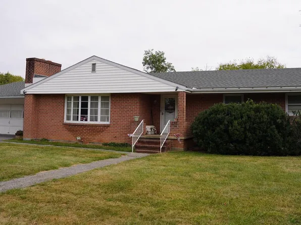 176 Princeton St, Martinsburg, WV 25404