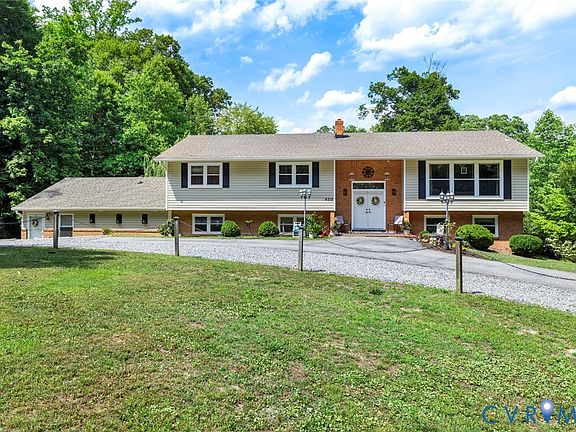 2nd image of 4512 Forrestal Rd