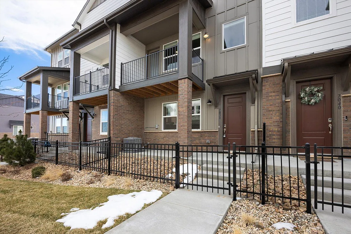Building Photo - 7030 Cumbria Ct