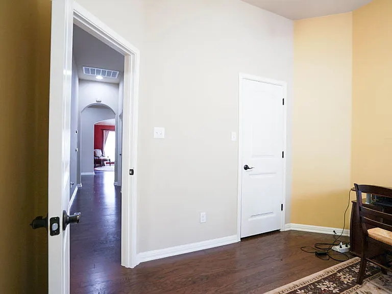 171 Miss Ashley St — Photo 24