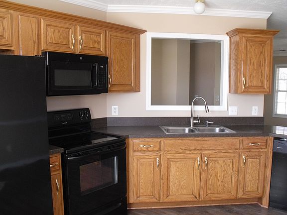 3rd image of 10026 Syracuse Dr