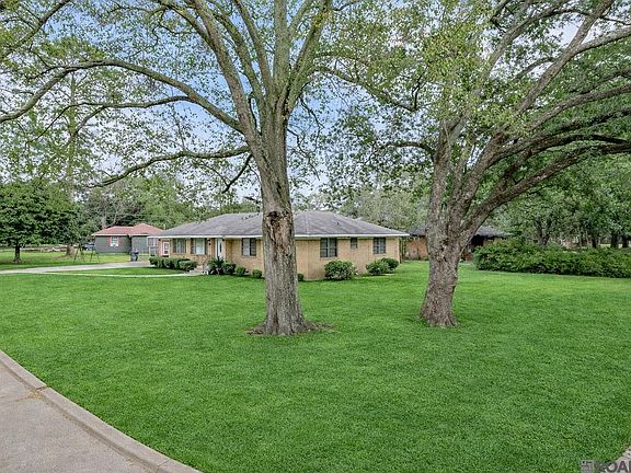 2nd image of 924 Valcour Dr