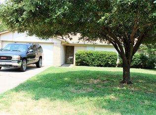 1204 Davis St, Cleburne, TX 76033