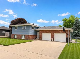 419 S 4th St, Columbus, NE 68601