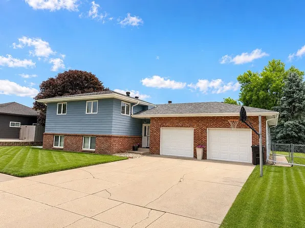 419 S 4th St, Columbus, NE 68601